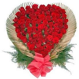 75-red-roses- in-a-heart-shaped-arrangement